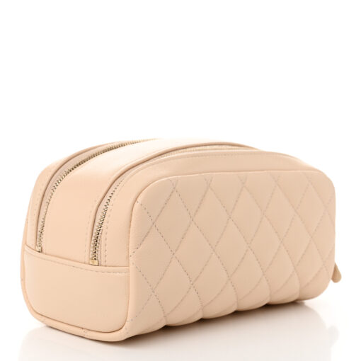Caviar Quilted Toiletry Case With Chain Beige